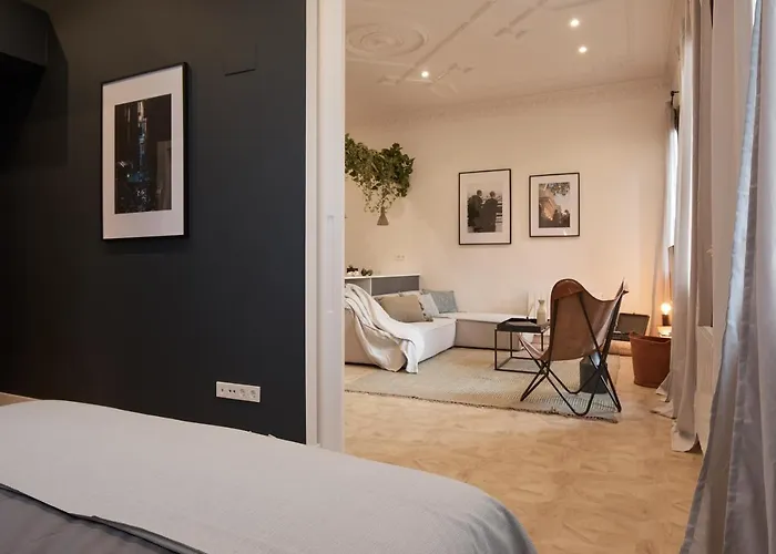 Denali - Stylish Apartment In Center Of Barcelona